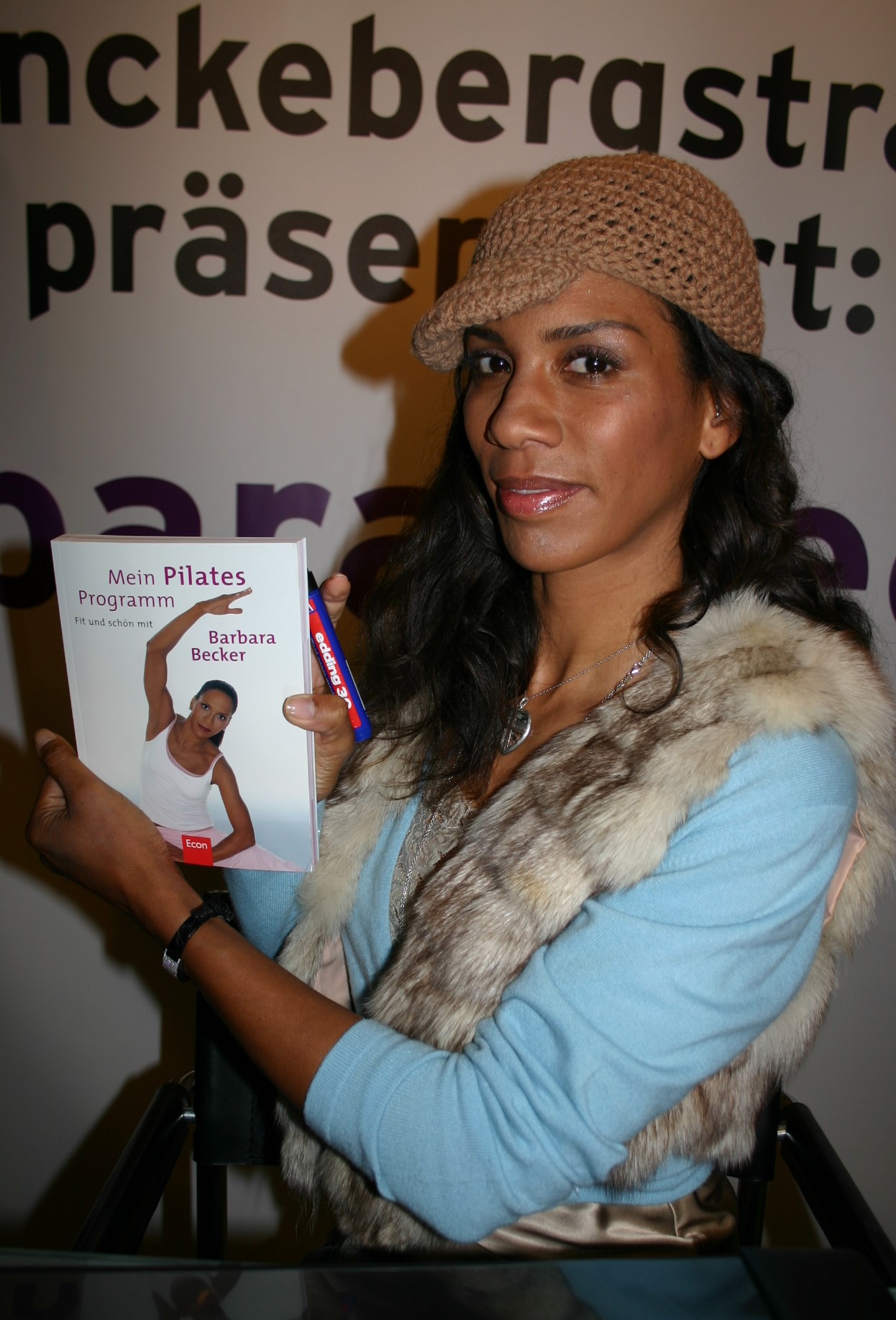 Barbara Becker – Karstadt Buchpräsentation 2005 – Mein Pilates-Programm…
