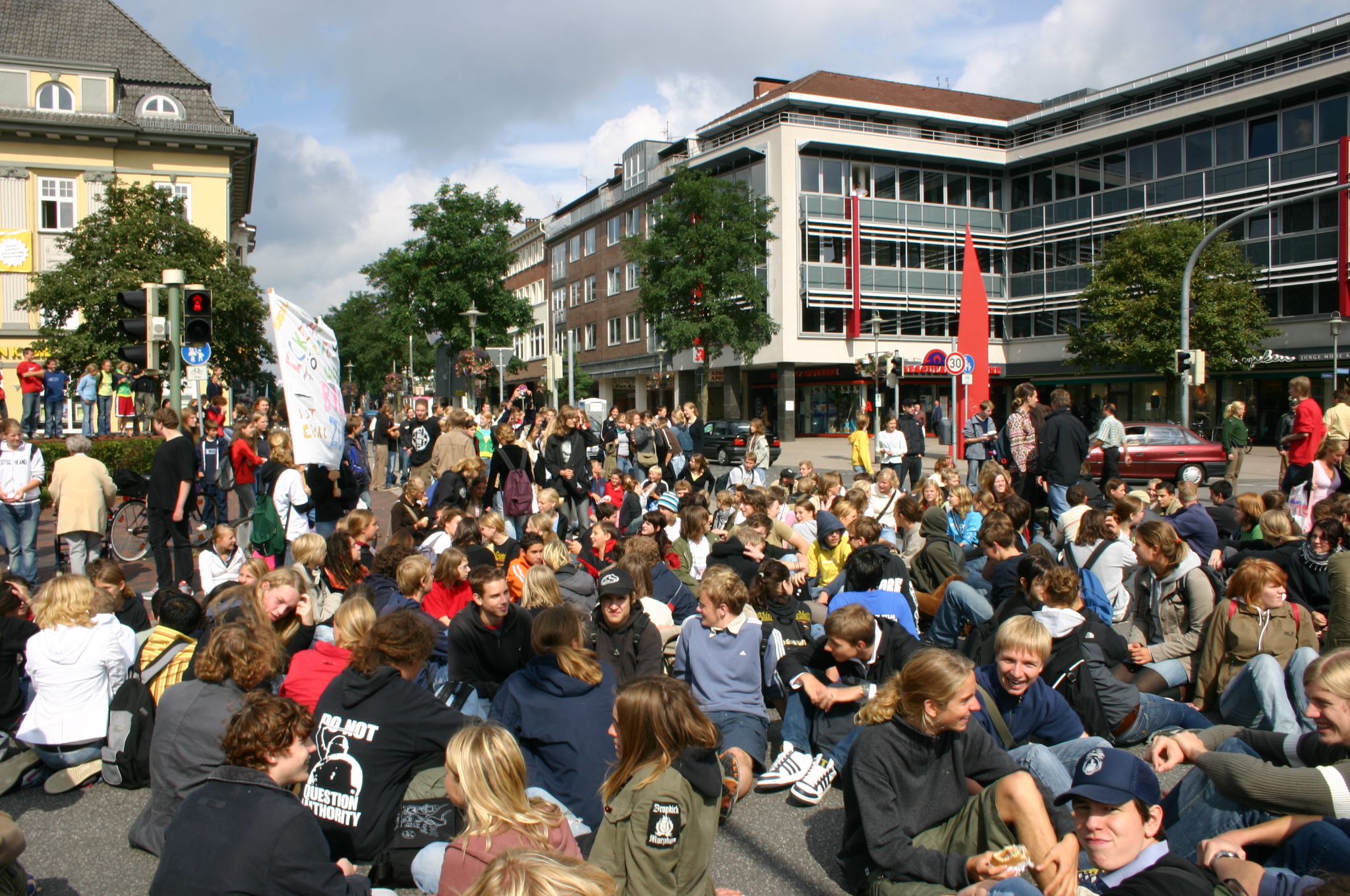 Neumünster: Schüler-Demo 2005 für „Freie Bildung!“